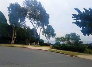 parking crescent bay point park
